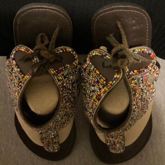 🆕SIZE 10 AFRICAN HANDMADE BROWN LEATHER COLORFUL BEADED THONG SANDALS - Picture 6 of 16